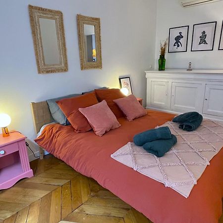 Lovely Haussmannian Flat In Montparnasse パリ エクステリア 写真